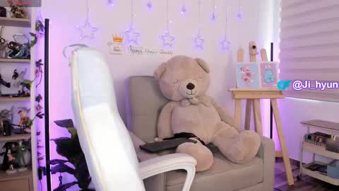 Ji  online show from May 2026 04:49:02 PM