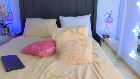 Snapshot of jiah81 chatting on February 2025 03:15:01 AM jiah online show from February 2025 03:15:01 AM