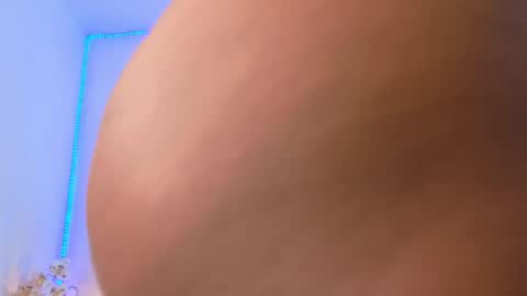 Snapshot of jiah81 chatting on February 2026 01:04:02 AM jiah online show from February 2026 01:04:02 AM