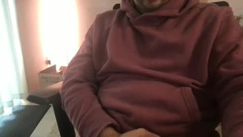 jimgot56 online show from December 2024 04:25:02 PM