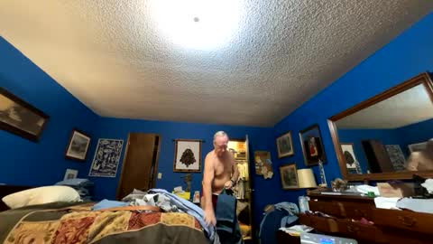 Jim online show from January 2025 04:33:01 AM