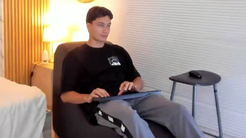 Jimmy online show from July 2026 12:22:01 PM