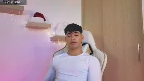 Jimmy Leeh online show from December 2024 12:00:02 AM