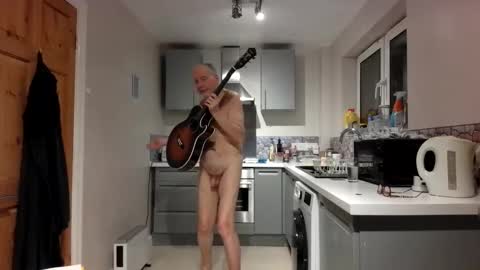 Snapshot of jimmybenido chatting on November 2025 05:35:02 PM Jim Redgewell online show from November 2025 05:35:02 PM