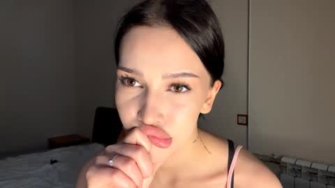 Kate online show from May 2026 01:29:02 PM