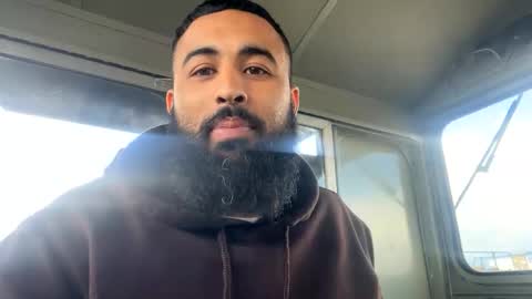 Snapshot of jimnkayla chatting on April 2026 10:04:02 PM jimnkayla online show from April 2026 10:04:02 PM