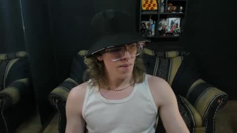 JinnBook online show from February 2025 04:28:02 AM