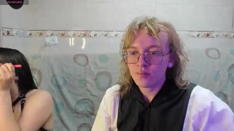 Snapshot of jinnbook chatting on June 2026 07:12:01 AM JinnBook online show from June 2026 07:12:01 AM