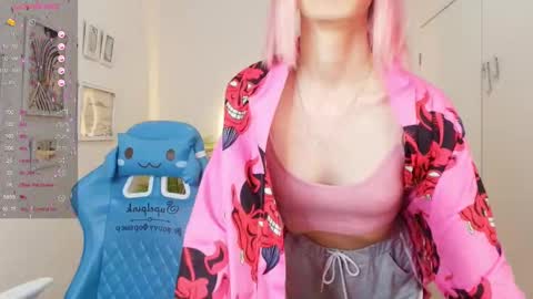 Snapshot of jinx_boom chatting on February 2025 08:40:01 AM jinx_boom online show from February 2025 08:40:01 AM