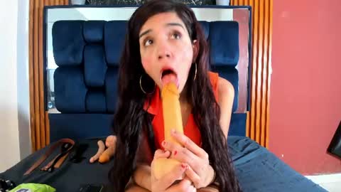 jisooluv online show from July 2026 08:12:02 PM
