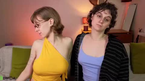 Hey Guys We are Julia ginger  Tina brunette online show from September 2025 06:34:01 PM