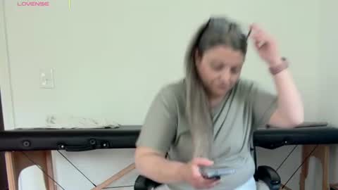 Nicole  Allen online show from June 2026 10:41:02 PM