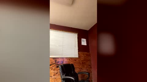 Snapshot of jjuarez5409 chatting on January 2026 01:42:02 AM jjuarez5409 online show from January 2026 01:42:02 AM