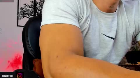 IGJmortton online show from February 2025 02:31:02 PM