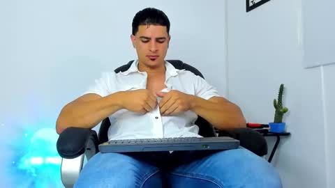 IGJmortton online show from November 2025 11:34:02 AM