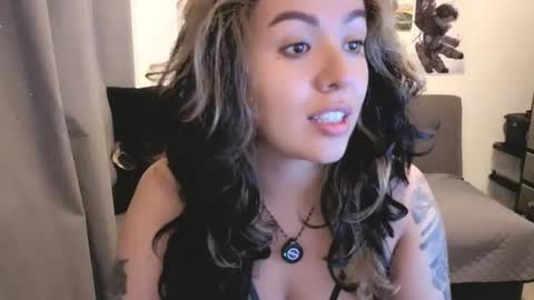 Johana              online show from July 2026 05:18:01 PM