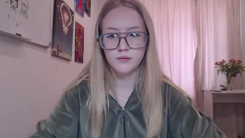 Snapshot of joan_kiss chatting on April 2026 09:12:01 AM joan_kiss online show from April 2026 09:12:01 AM
