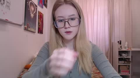 Snapshot of joan_kiss chatting on May 2026 07:48:02 AM joan_kiss online show from May 2026 07:48:02 AM