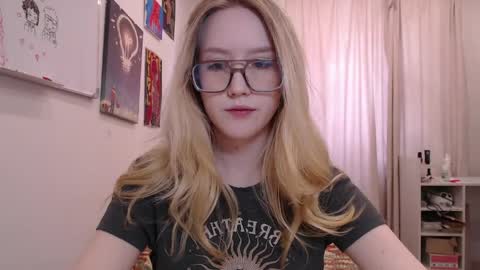 joan_kiss online show from June 2026 06:37:02 AM