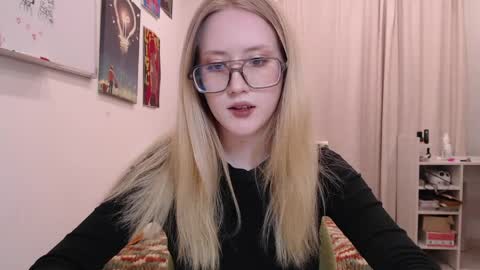 joan_kiss online show from June 2026 09:17:02 PM