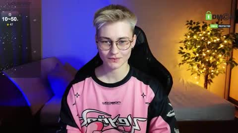 Snapshot of joan_night chatting on January 2026 07:30:01 PM J online show from January 2026 07:30:01 PM