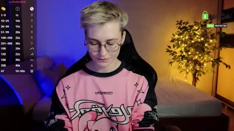 Snapshot of joan_night chatting on February 2026 08:02:01 PM J online show from February 2026 08:02:01 PM