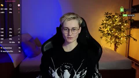 Snapshot of joan_night chatting on February 2026 07:17:02 PM J online show from February 2026 07:17:02 PM