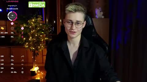 Snapshot of joan_night chatting on June 2026 07:00:02 PM J online show from June 2026 07:00:02 PM