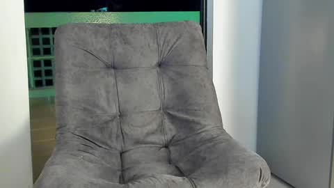 Snapshot of joan_saenz chatting on January 2025 05:37:01 AM JOAN SAENZ online show from January 2025 05:37:01 AM