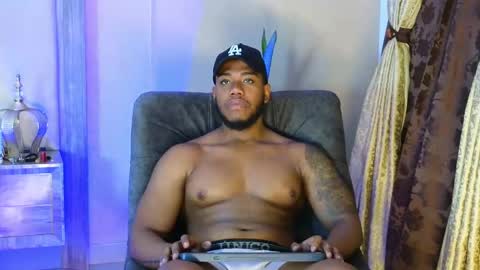 Snapshot of joan_saenz chatting on November 2025 12:43:02 AM JOAN SAENZ online show from November 2025 12:43:02 AM