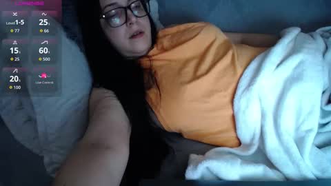 Snapshot of joanna_cw chatting on October 2025 01:14:01 AM Jo online show from October 2025 01:14:01 AM