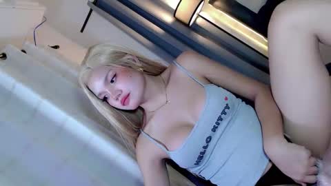 joanna_johnson online show from May 2026 05:53:01 PM