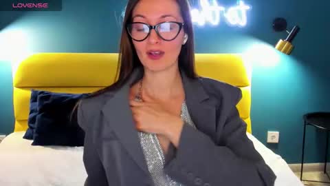 Snapshot of joannelson chatting on January 2026 01:32:01 AM Joan online show from January 2026 01:32:01 AM