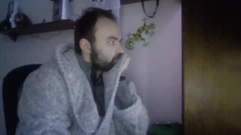 joaodias_18 online show from January 2025 07:17:02 PM