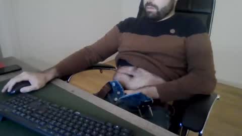 joaodias_18 online show from November 2025 09:48:01 PM