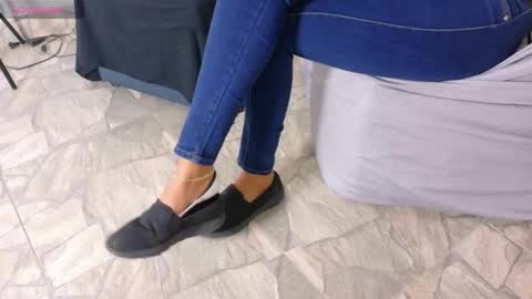 Jhulia online show from February 2026 01:29:02 PM