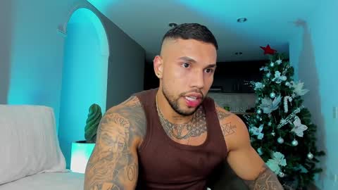 Snapshot of joe_esthetic chatting on December 2024 12:41:01 AM joe_esthetic online show from December 2024 12:41:01 AM