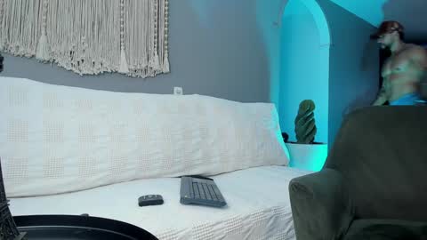 Snapshot of joe_esthetic chatting on January 2025 02:09:01 AM joe_esthetic online show from January 2025 02:09:01 AM