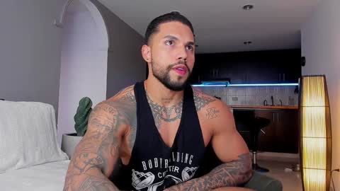 Snapshot of joe_esthetic chatting on February 2025 10:55:01 PM joe_esthetic online show from February 2025 10:55:01 PM