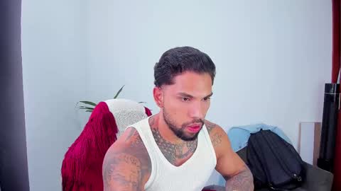 Snapshot of joe_esthetic chatting on October 2025 12:15:01 PM joe_esthetic online show from October 2025 12:15:01 PM