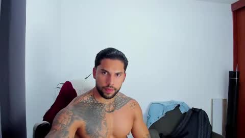 Snapshot of joe_esthetic chatting on October 2025 08:32:01 PM joe_esthetic online show from October 2025 08:32:01 PM