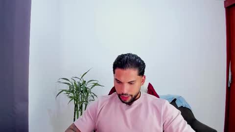 Snapshot of joe_esthetic chatting on October 2025 07:37:01 PM joe_esthetic online show from October 2025 07:37:01 PM