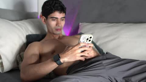 joe_steel1 online show from May 2026 10:04:02 PM