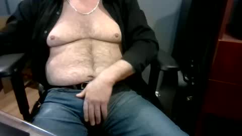 Snapshot of joebloe02 chatting on February 2026 09:13:02 PM joebloe02 online show from February 2026 09:13:02 PM