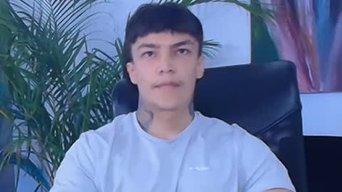 joeh_jonas online show from November 2025 05:36:02 PM