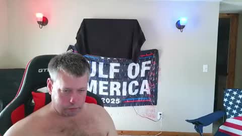 joejoe__ online show from April 2026 02:20:01 PM