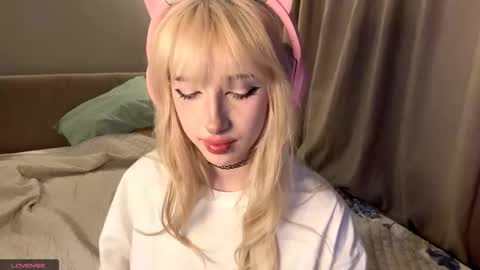 Snapshot of joellavaranda chatting on November 2025 03:56:02 PM Amaya online show from November 2025 03:56:02 PM