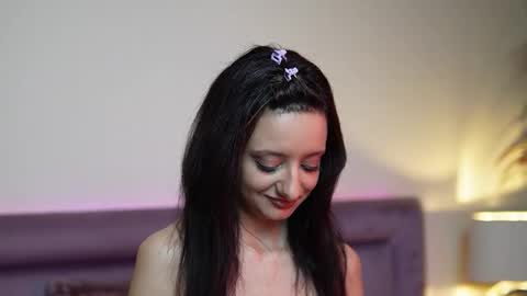 Snapshot of joelleapril chatting on November 2025 09:49:02 PM Joelle online show from November 2025 09:49:02 PM