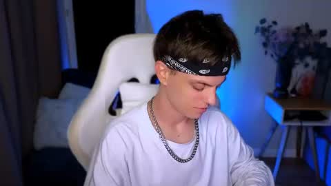 JOELXLANE online show from July 2026 06:43:02 PM
