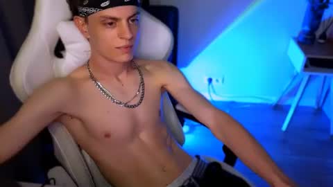 JOELXLANE online show from July 2026 06:44:01 PM